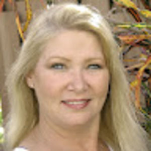 Meet your Posher, Liz